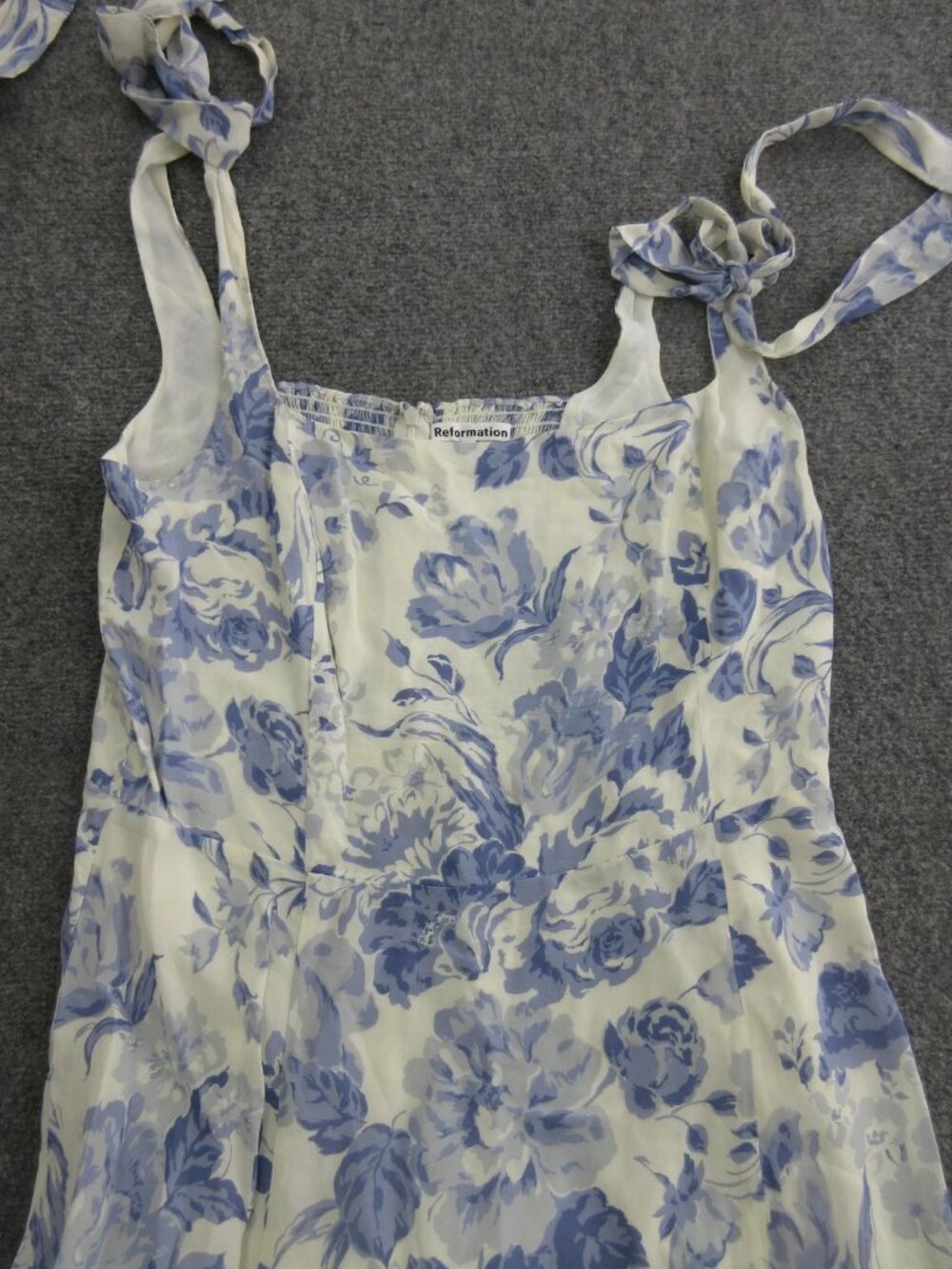 Reformation Dress Womens 12 Blue Floral Square Neck Tie Strap Maxi Sundress - Picture 3 of 6